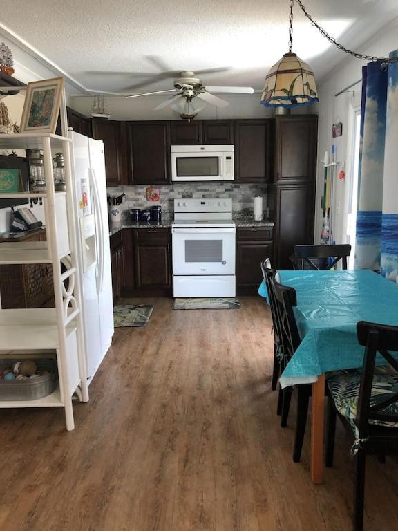 Bayside 1St Floor Oc 2 Br/1Ba Pool Condo Close To Jolly Roger/Convention Center Ocean City Exteriör bild